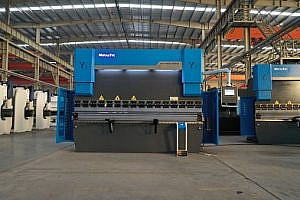 Фото 49 - MetalTec HBС 110/2500 4+1 ЧПУ МТ-15  Листогибочный пресс с ЧПУ.