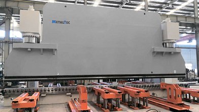 Фото 72 - MetalTec HBC 1600/6000 листогибочные гидравлические прессы с ЧПУ большого тоннажа.